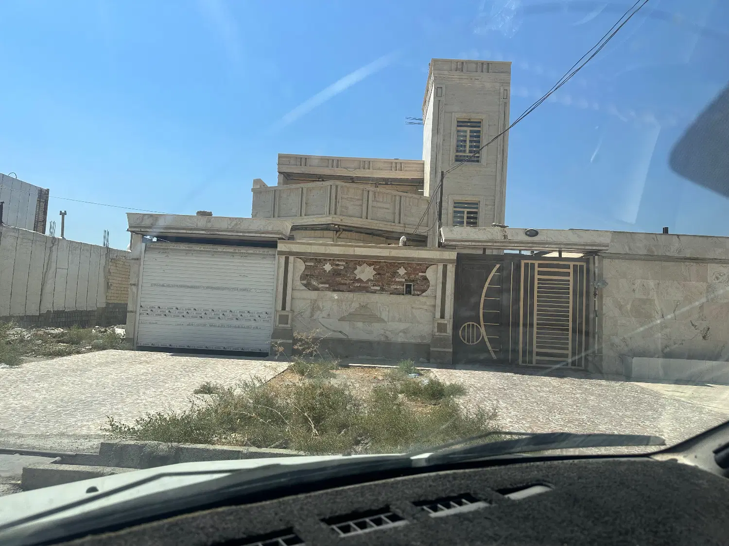 منزل شخصی واقع در کارکنان