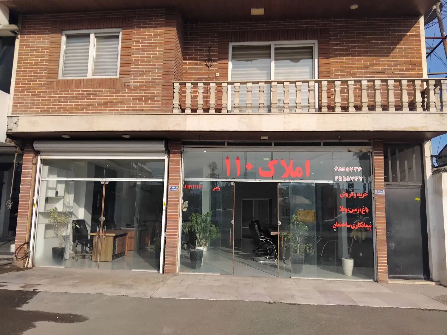 ۱۰۰ متر تجاری اجاره با بر ۱۰ متر