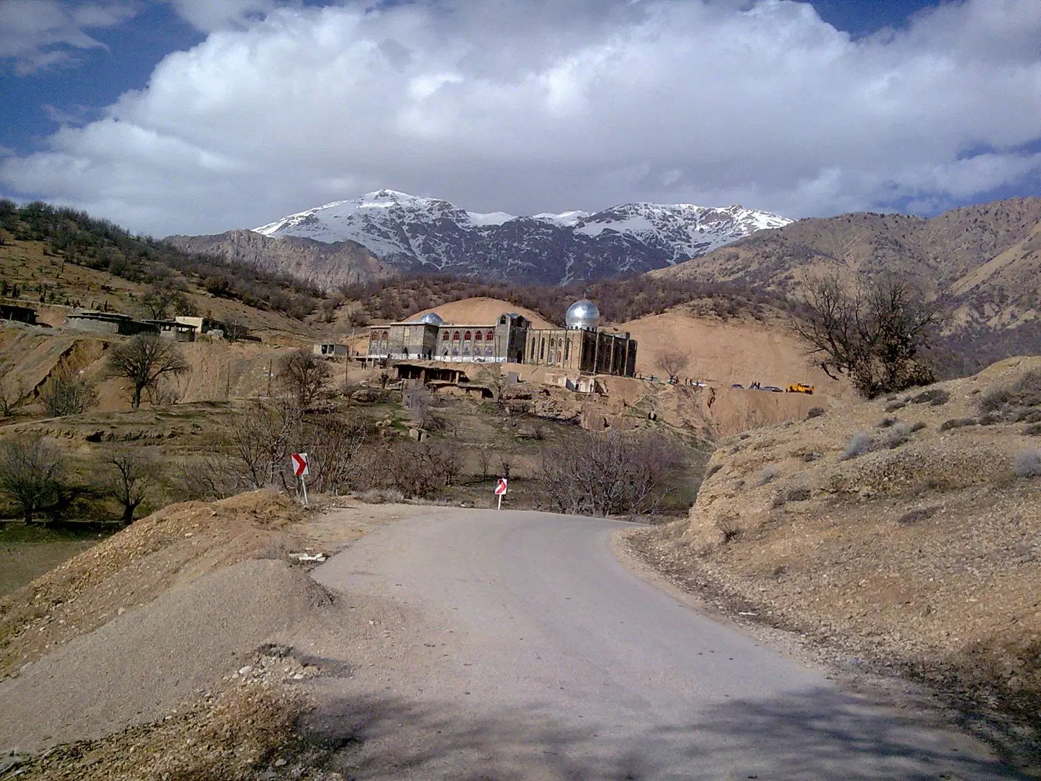 زمین گوشه شاهقاسم