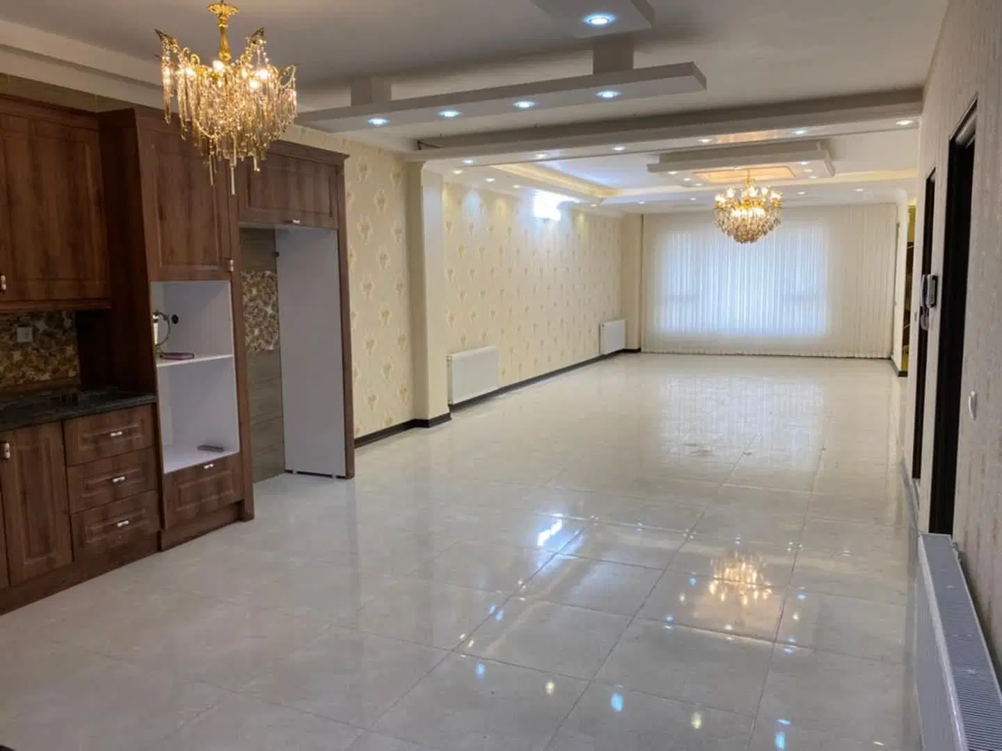 اجاره یک واحد مسکونی عطاران