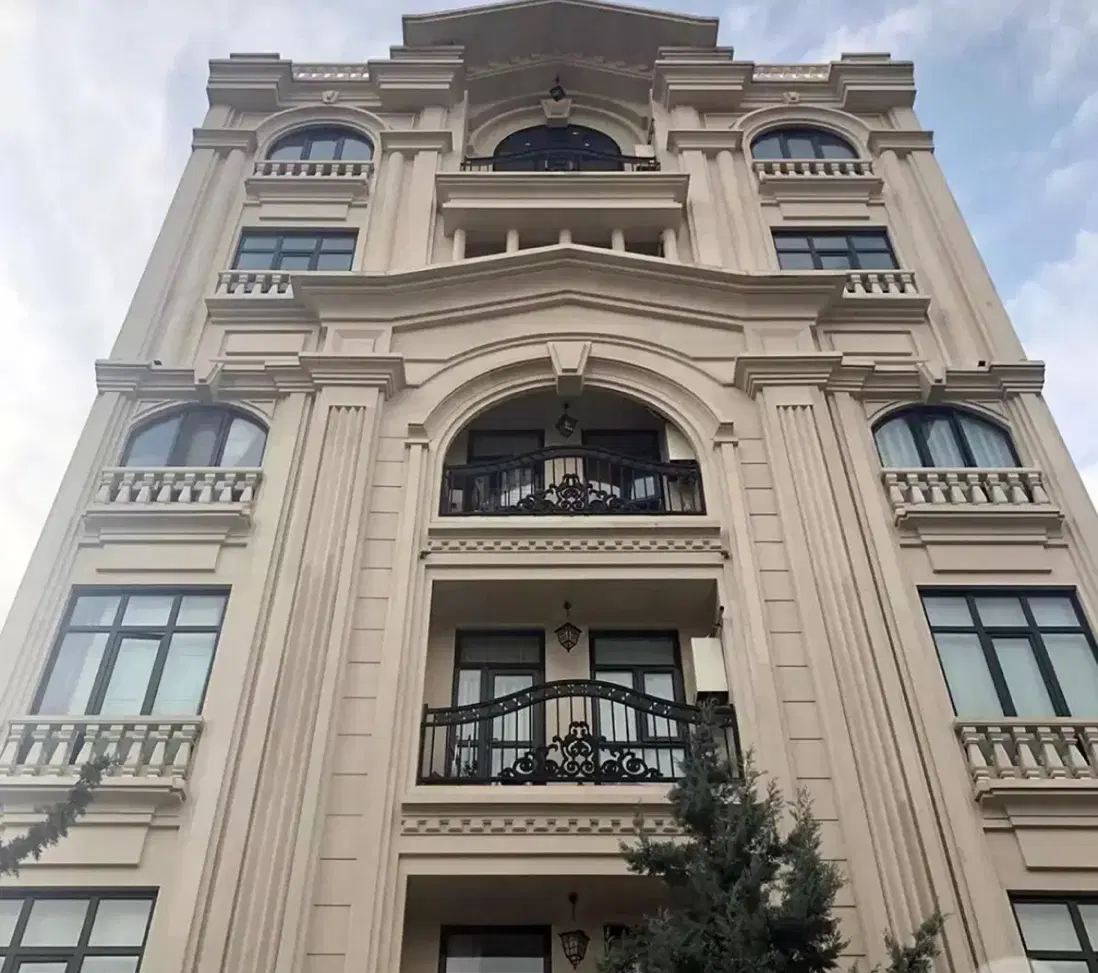 کلنگی بلوار آزادگان آماده ساخت با پروانه ۵ سقف