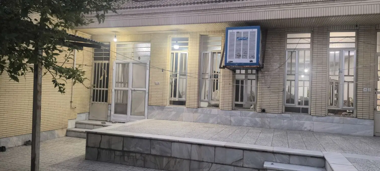 منزل ویلای در بهترین موقعیت شهرک رزمندگان