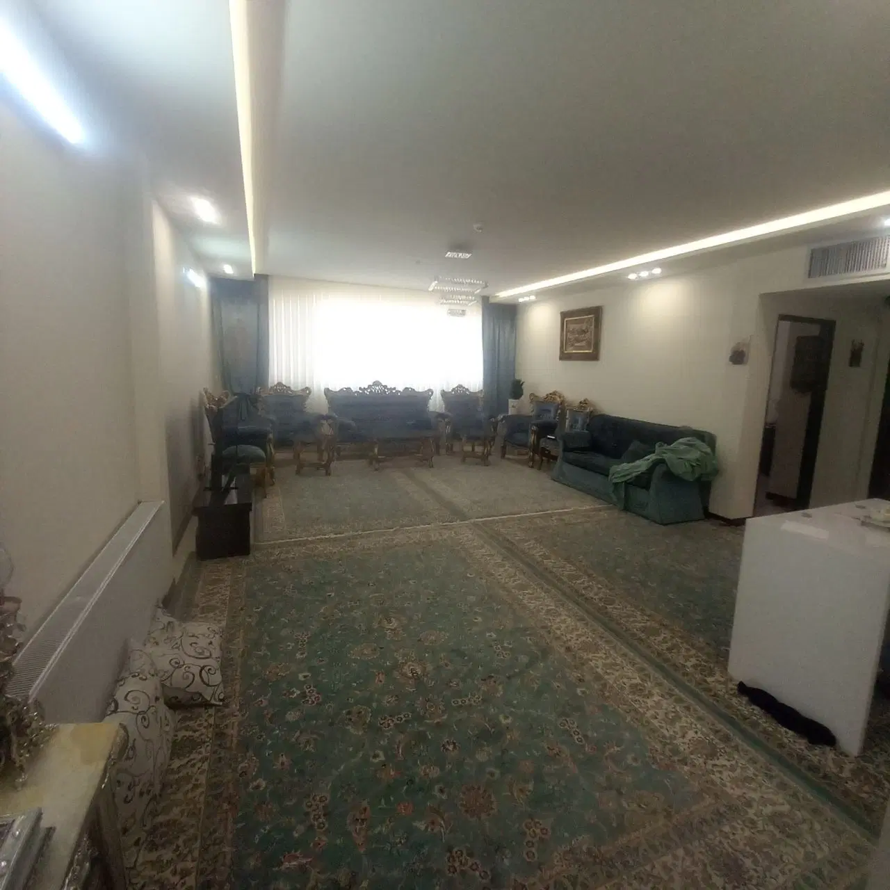 واحد ۱۱۱ متری ، امیریه ۲۹