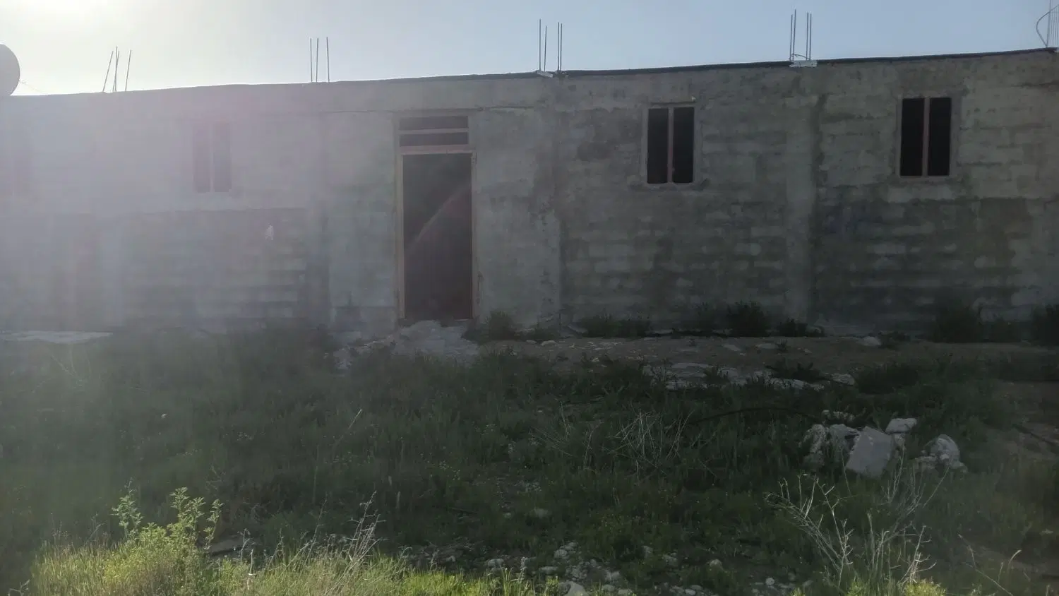 زمین باغی و.ساخت ساز