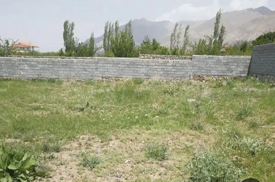 زمین در اخوله