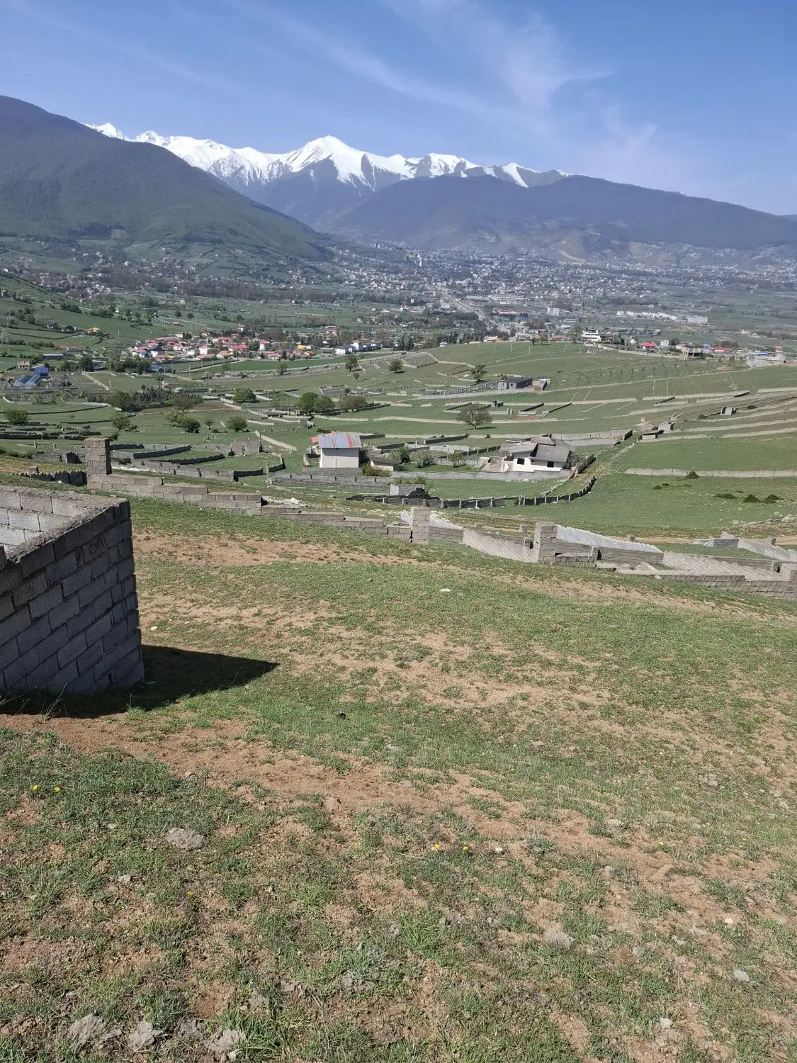 کلاردشت کلنو زمین چهاردیواری دیواری