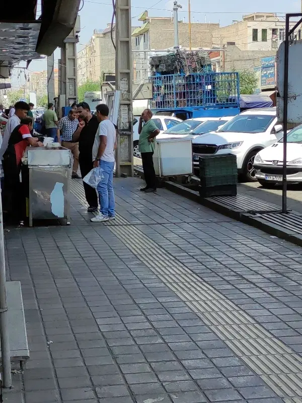 اجاره مغازه پاخورباترافیک مشتری درکنار امیران هیوا