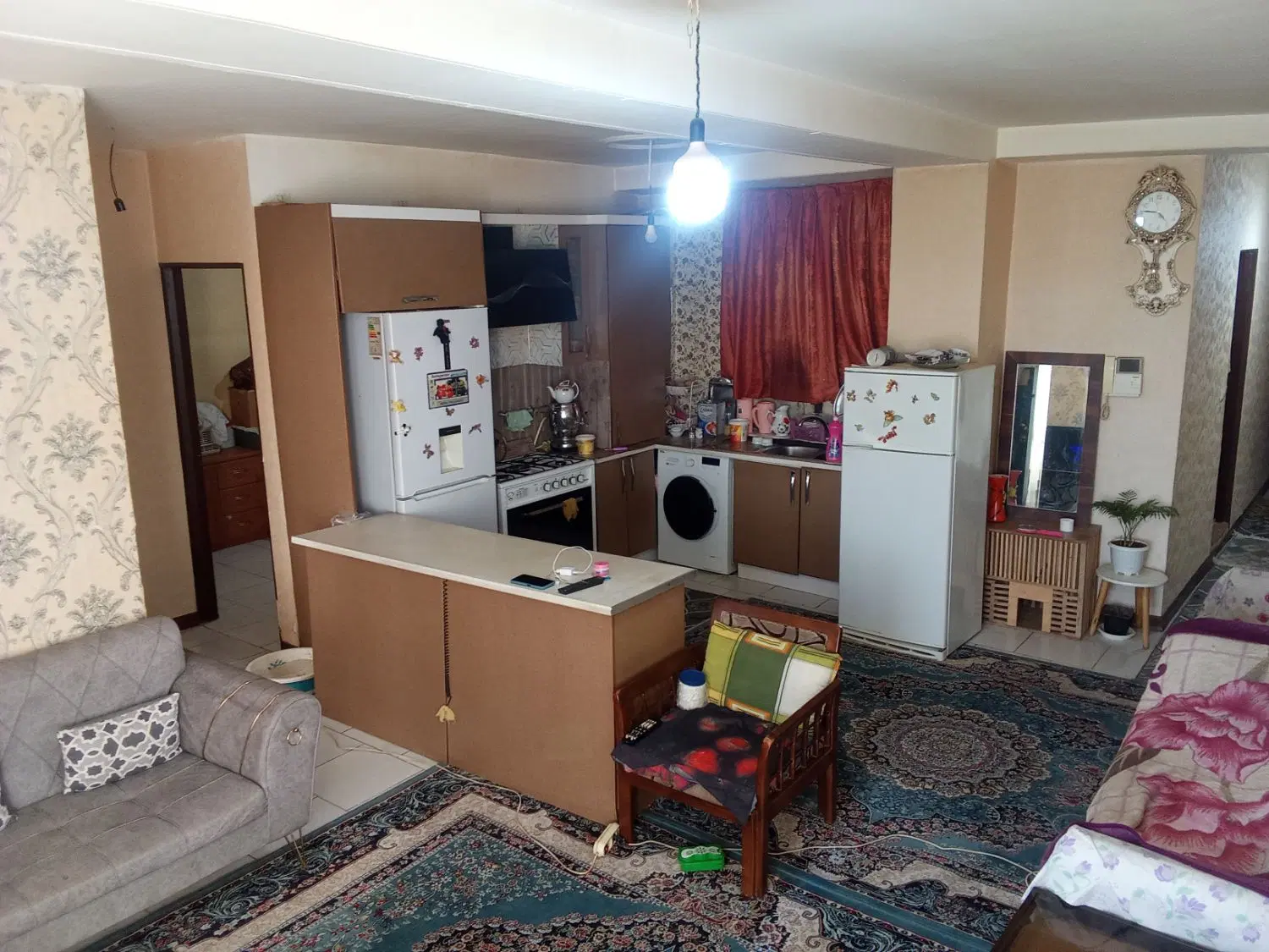 املاک نیستم فورش واحد اپارتمان حاج منصور 75متری.
