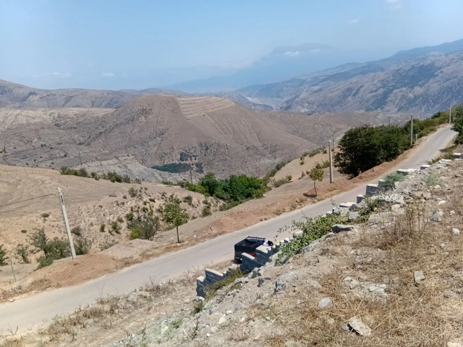 زمین باکاربری کشاورزی به متراژ۳۳۴مترمربع شسته رفته