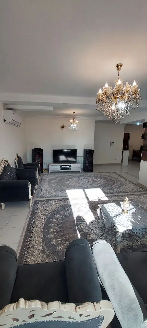 ۱۲۵ متر  سندتکبرگ ۳ خواب تک واحد فول امکانات