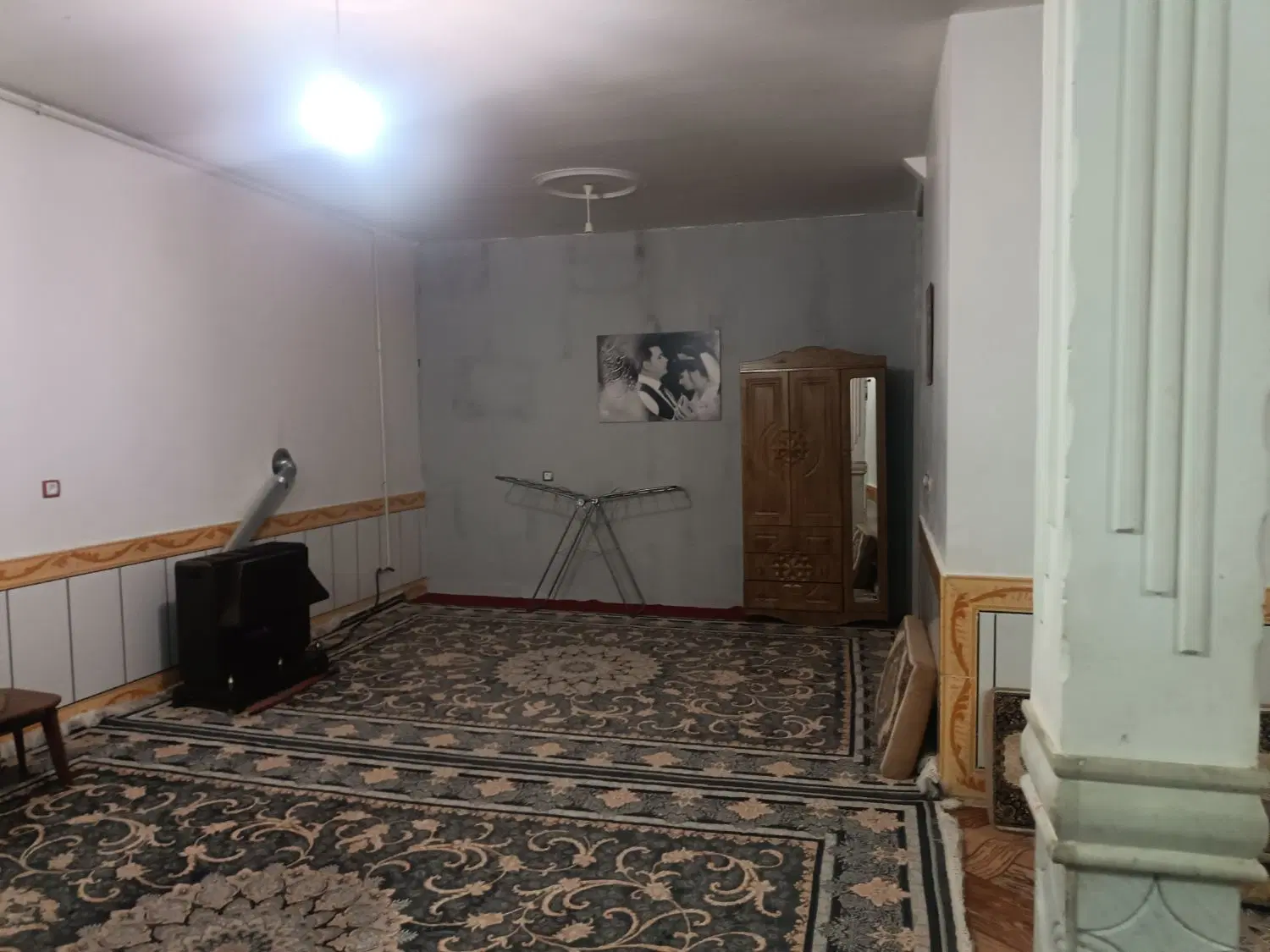 منزل ویلایی دو واحدی  دوکله گلدشت شرقی