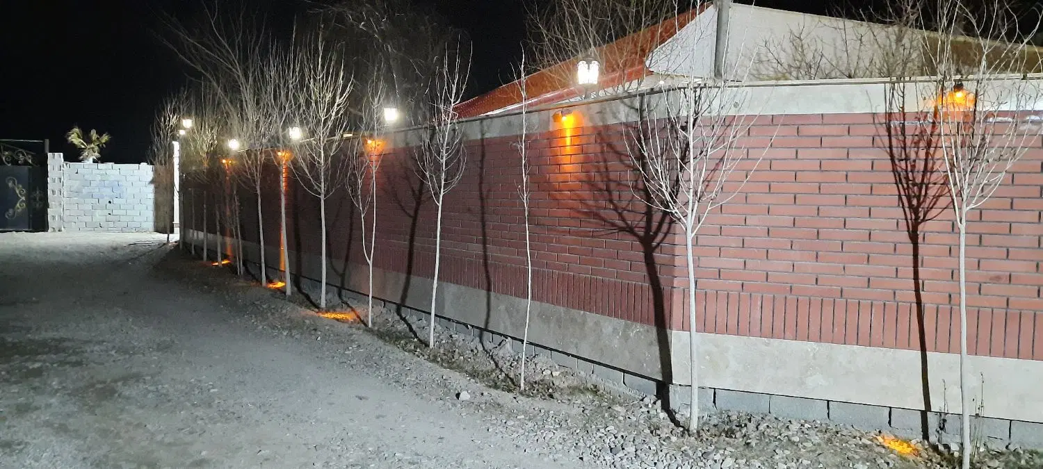خانه باغ بادرختان پربارچندین ساله بااستخر