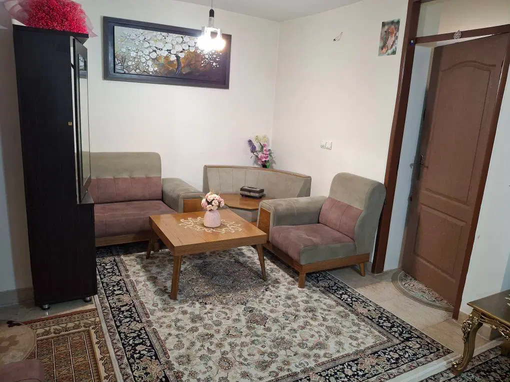 واحد ۸۰ متری ویلایی