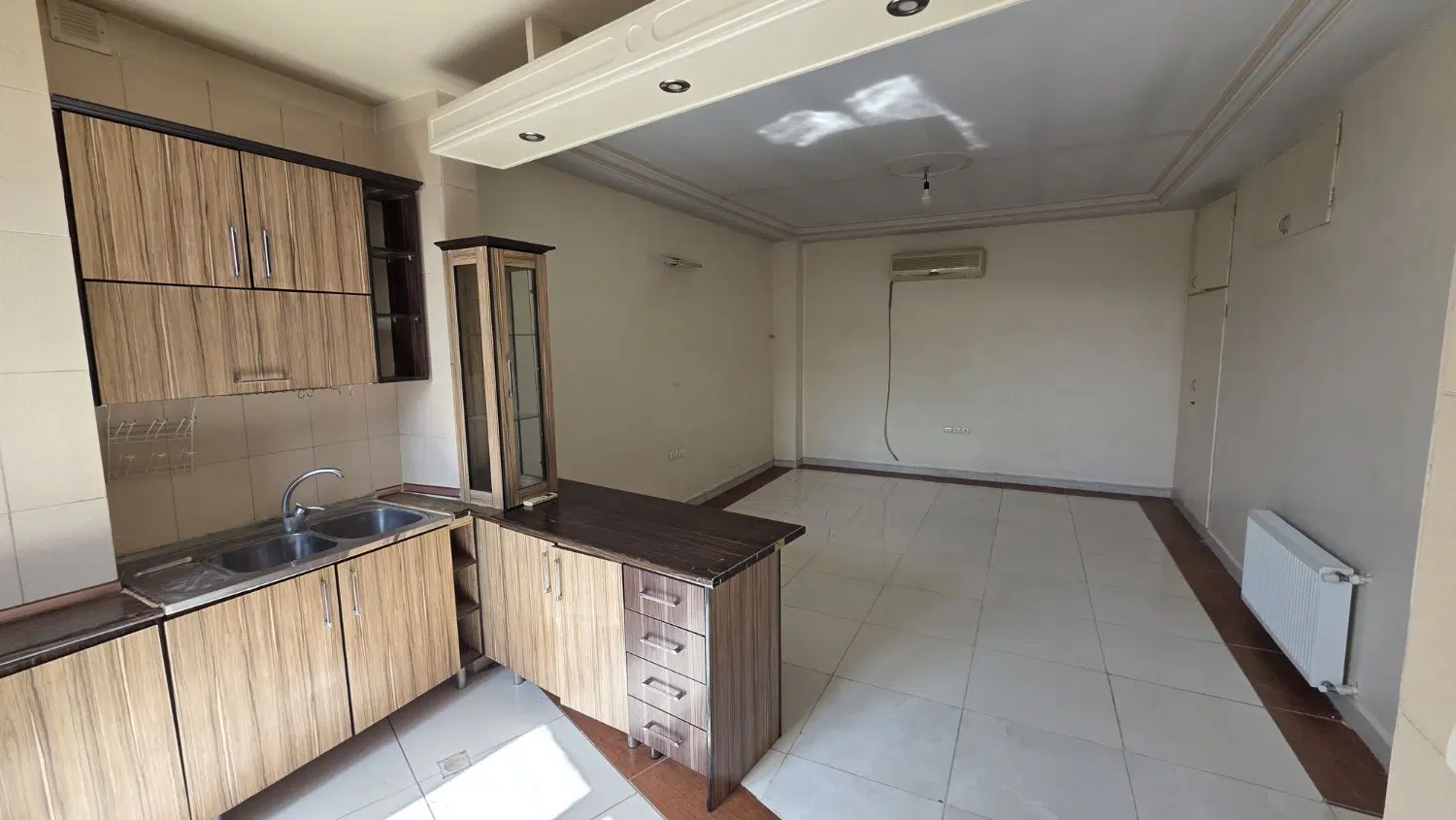 آپارتمان ۶۴متری فول امکانات