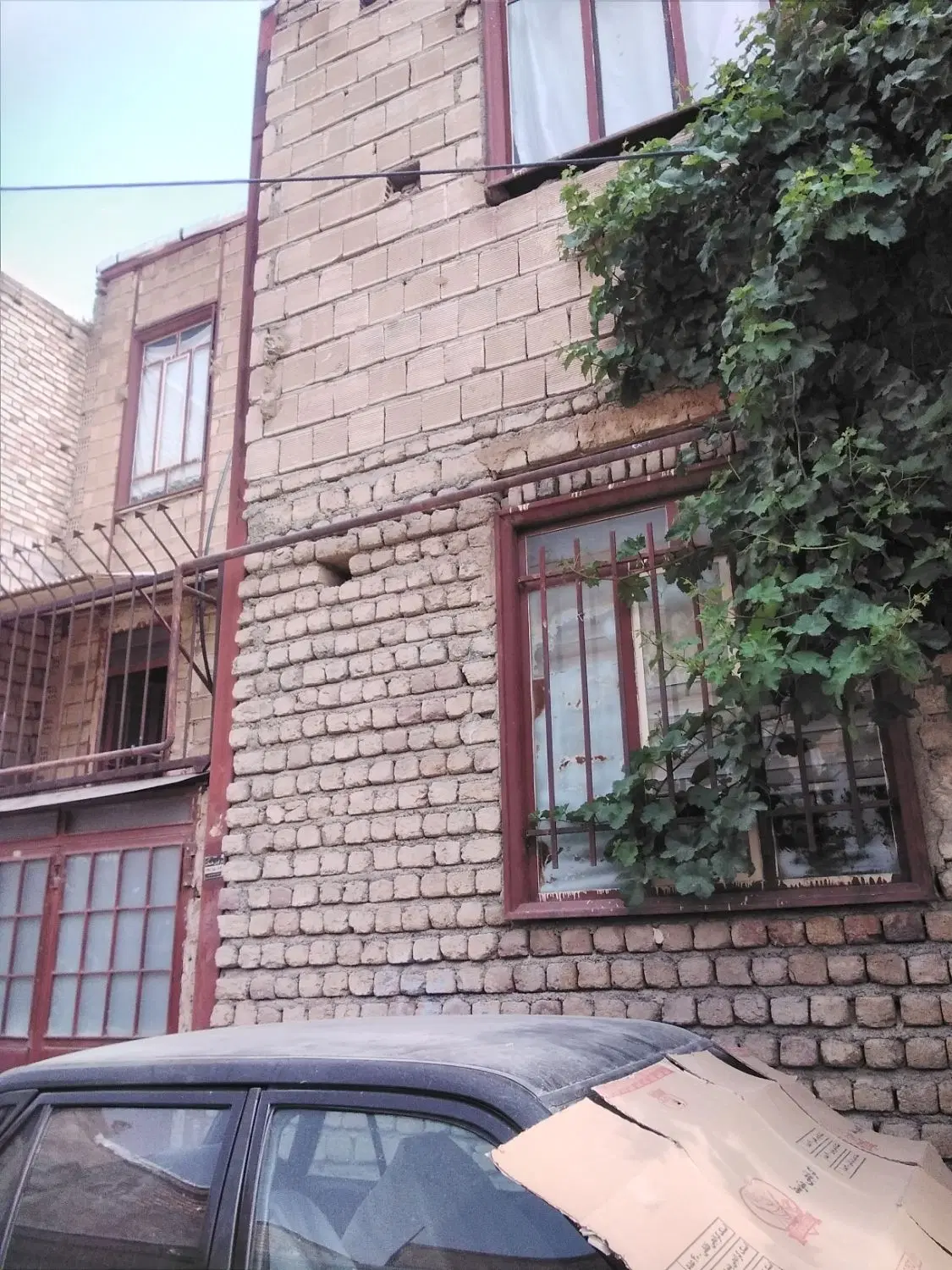 خانه دوطبقه نایسر