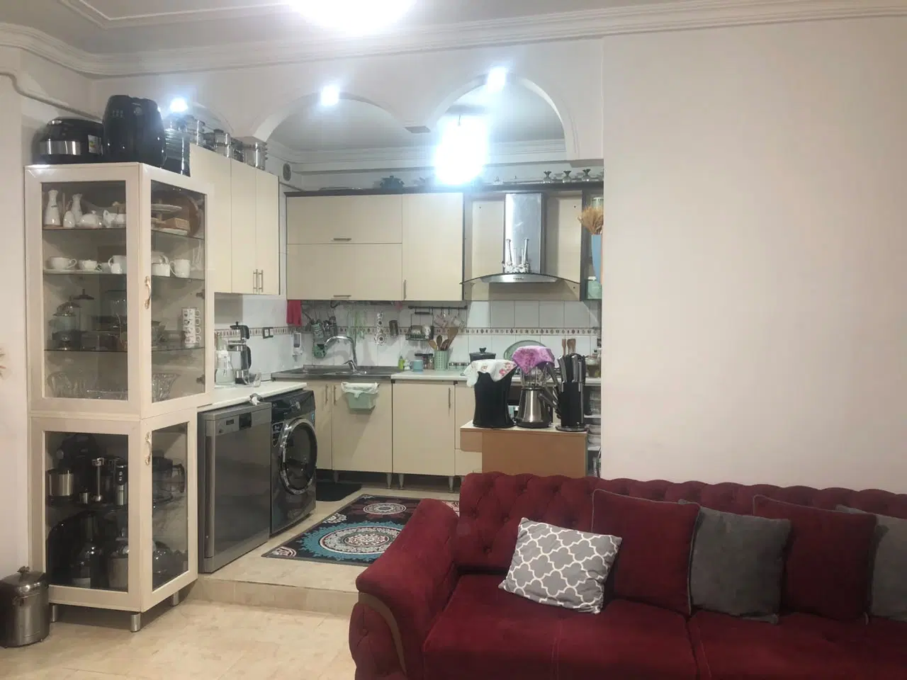 فروش آپارتمان ۸۶ متری طبقه دوم خ بابل لاریمی