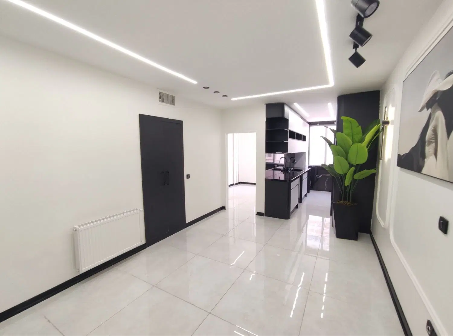 ۴۵ متری اما نقشه ۵۵ متری پارکینگ دار_ روبه نما