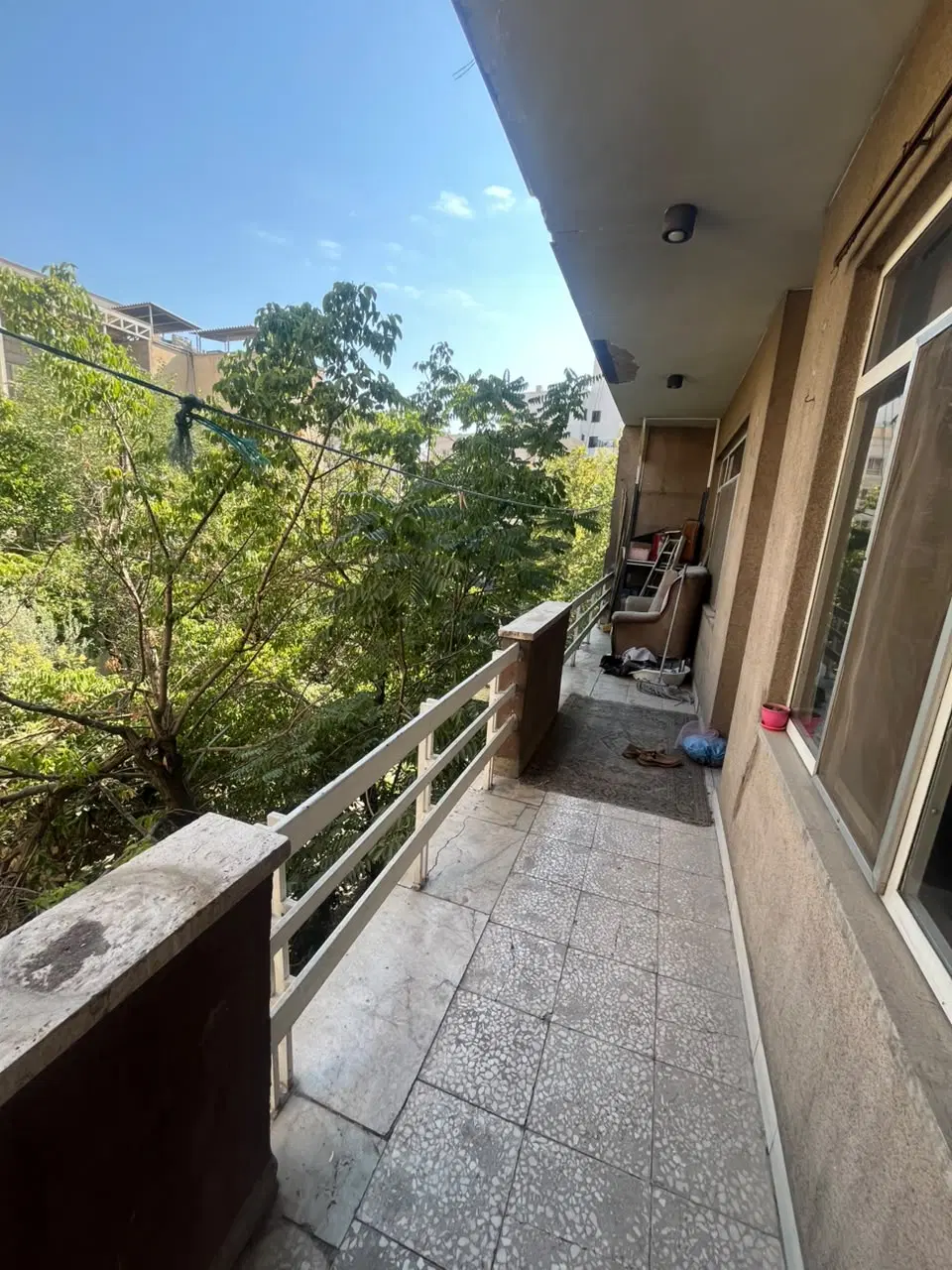 ۱۴۰ متر قدیمی زیر قیمت