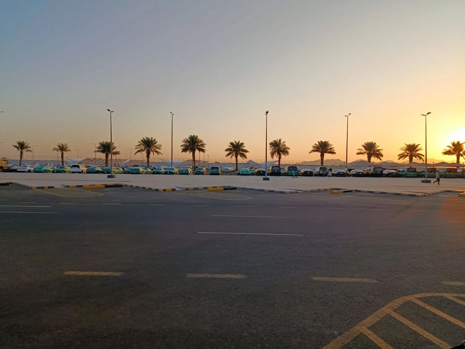 اجاره مغازه ۱۶۰متری