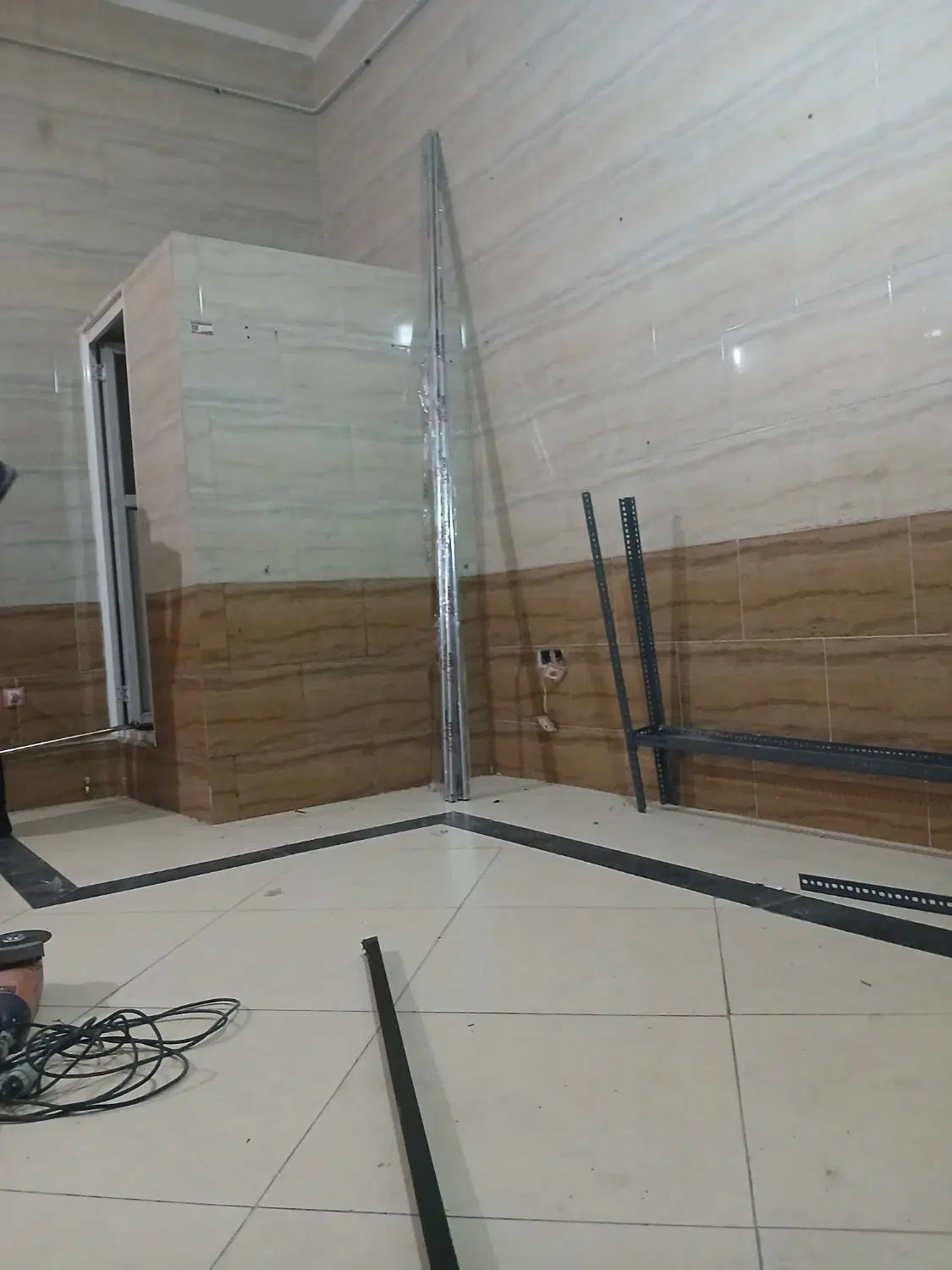 مغازه ۳۰ متری شهرک بسیج