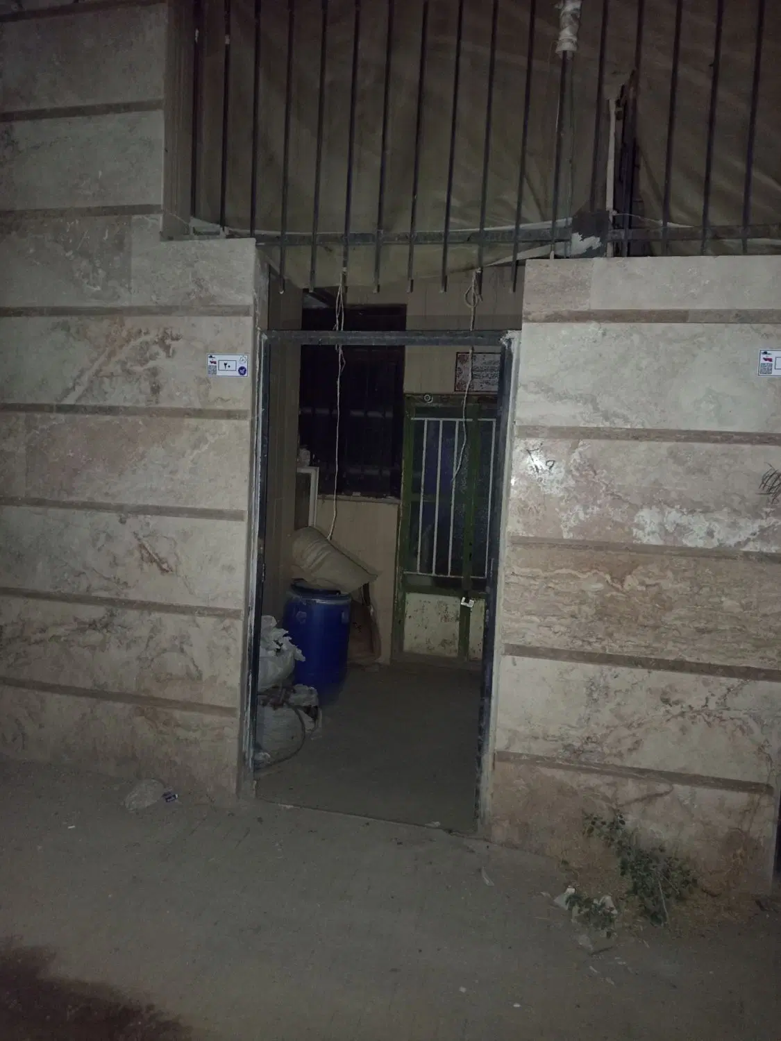 دو طبقه ۷۰متری کاربری مسکونی کارگاهی