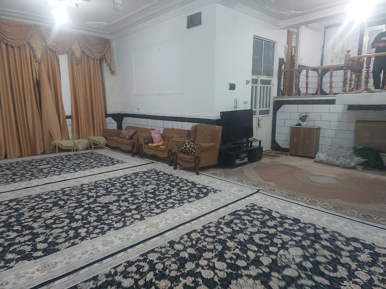 واحد مسکونی اجاره ای