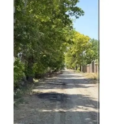 زمین فروشی