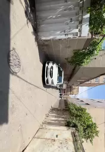 خونه همکف ۴۰ متری راه جدا