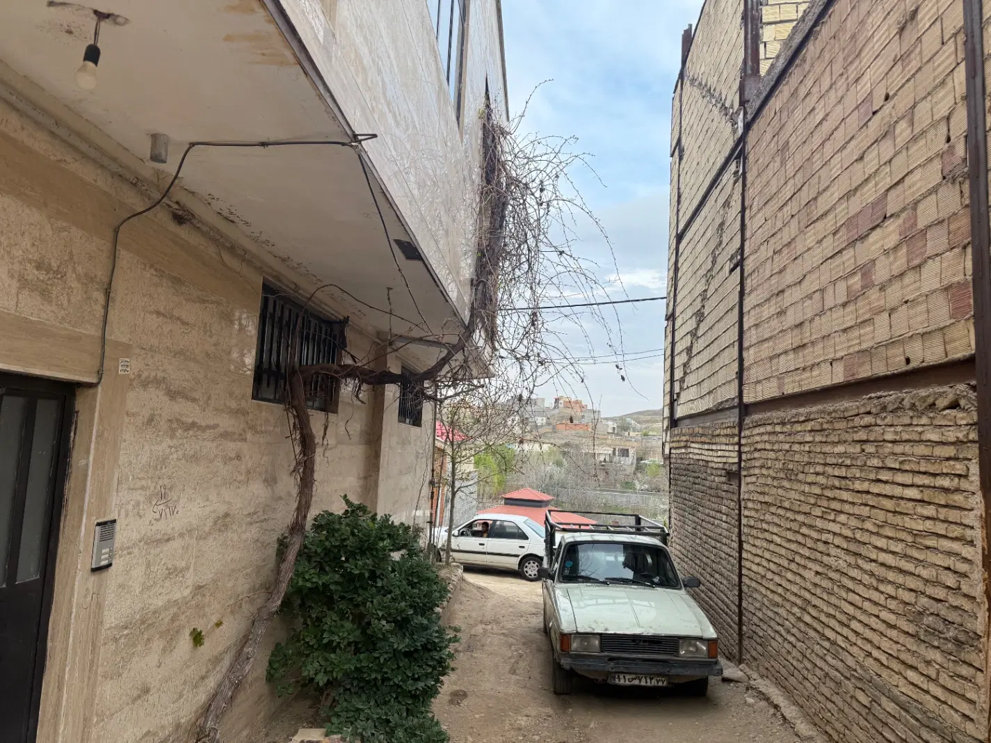 زمین در بومهن جهانگیر حبیبی