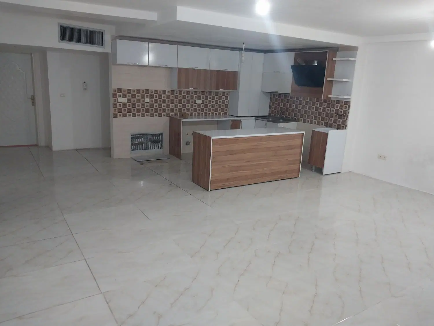 فروش آپارتمان سه خواب