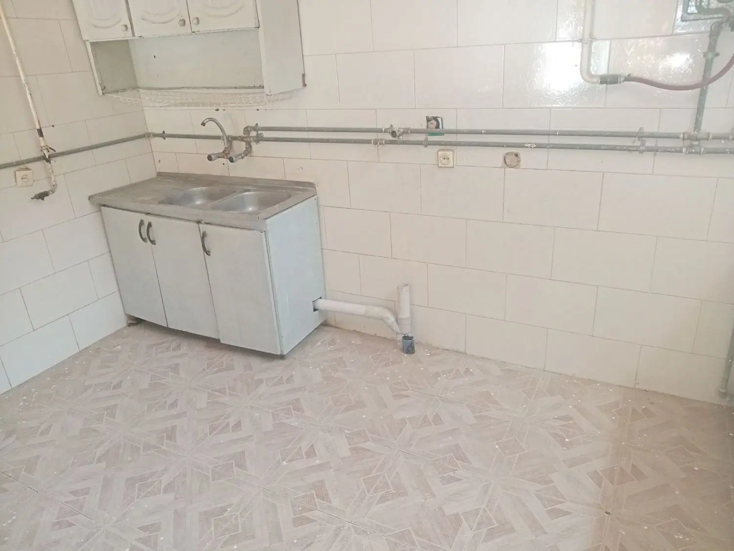 یک باب خونه در شهرک.شمالی هرسین