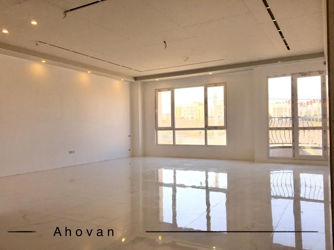 ساختمان ویلایی ۳ طبقه