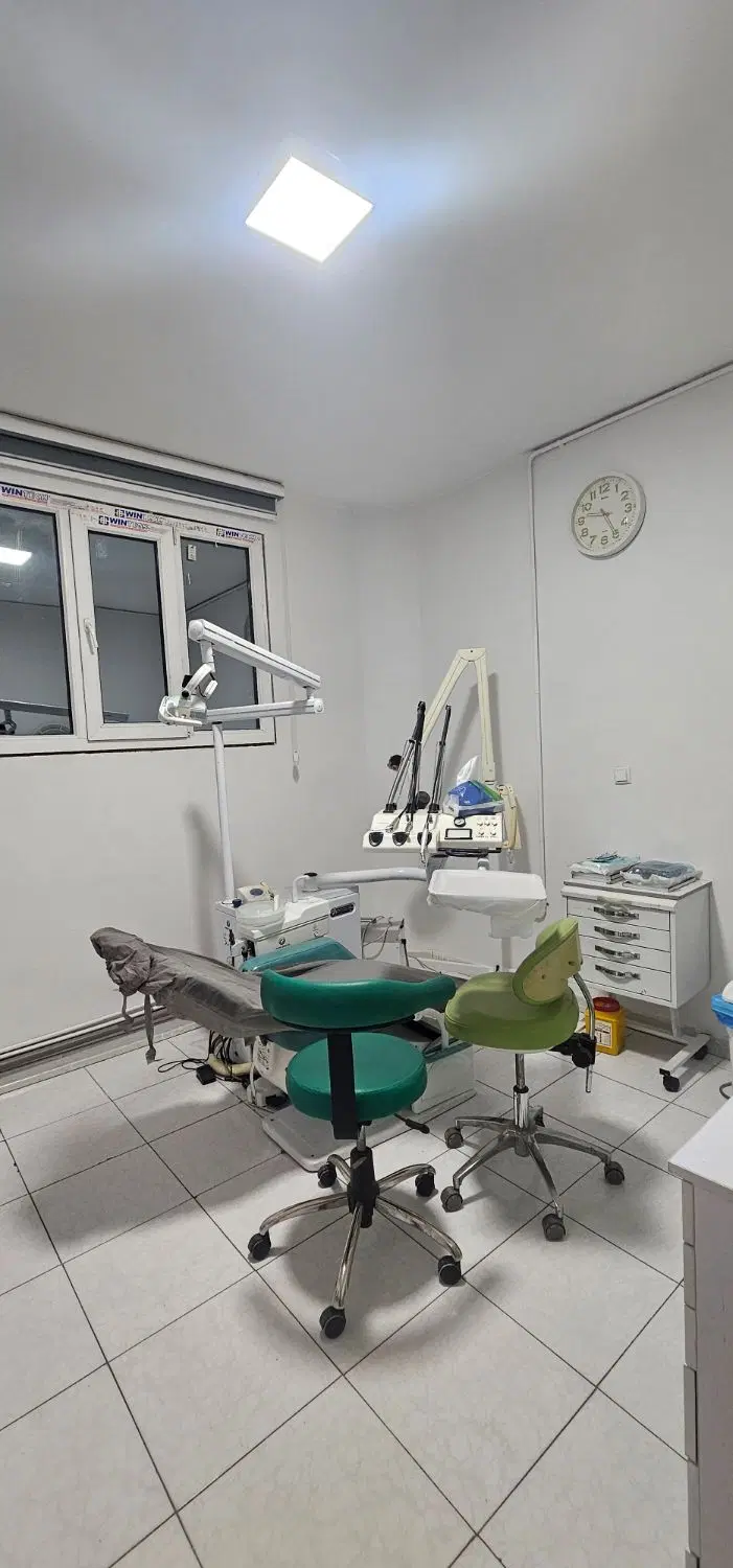 مطب دندانپزشکی با تجهیزات