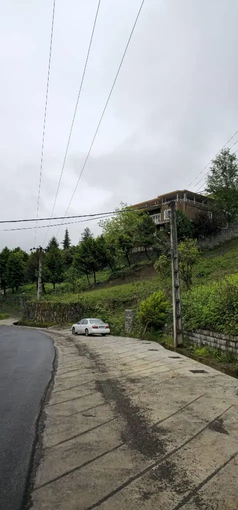 زمین در سرولات بر خیابان اصلی