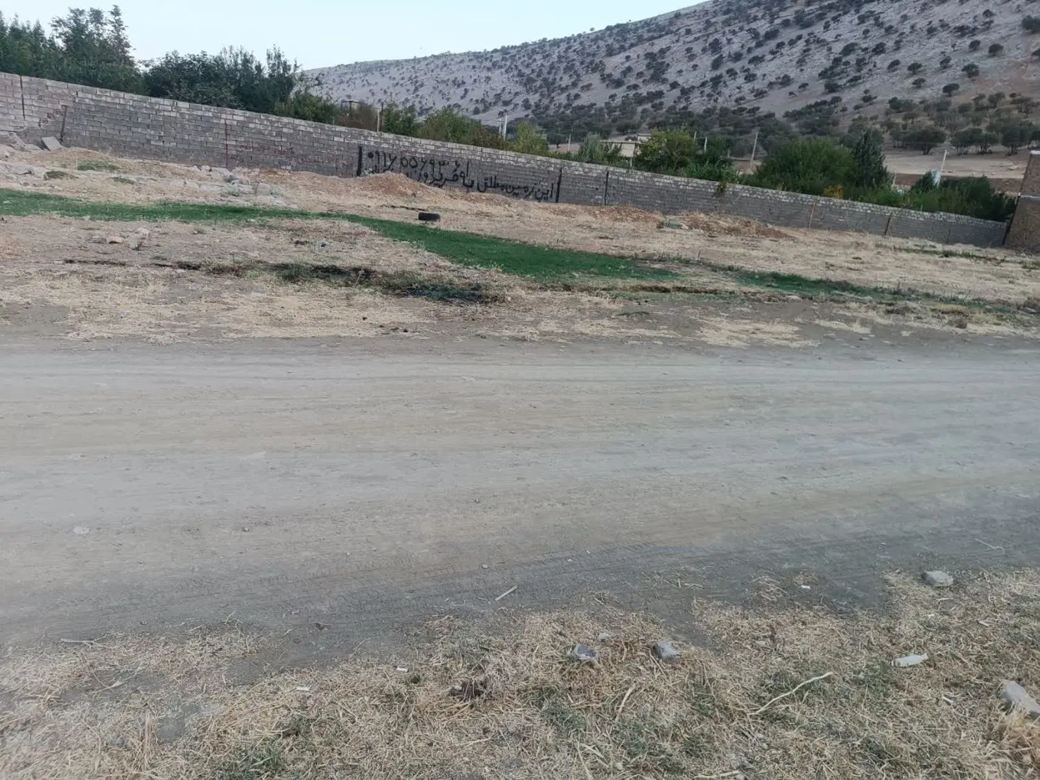 یک قطعه زمین ب مساحت ۱۳۶مترمربع