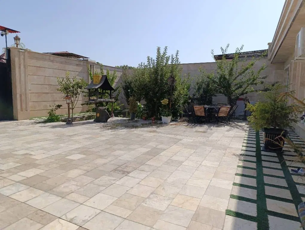 ویلای کلاسیک  قابل سکونت زیر قیمت منطقه (کاسبی)