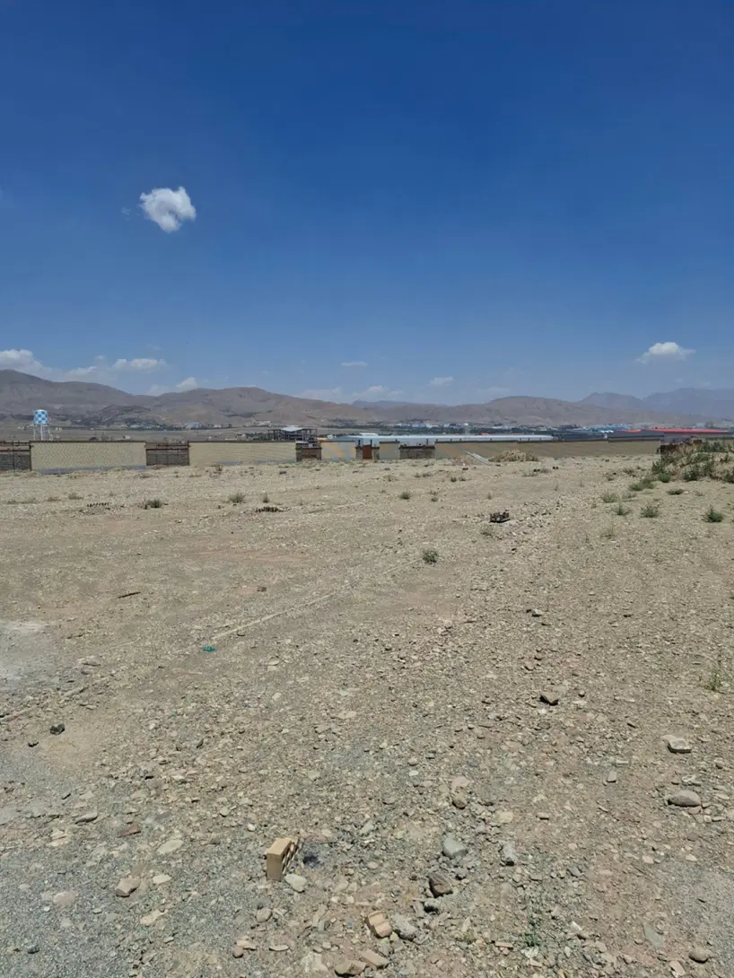 زمین مناسب برای گلخانه ،تعمیرگاه ،کارواش