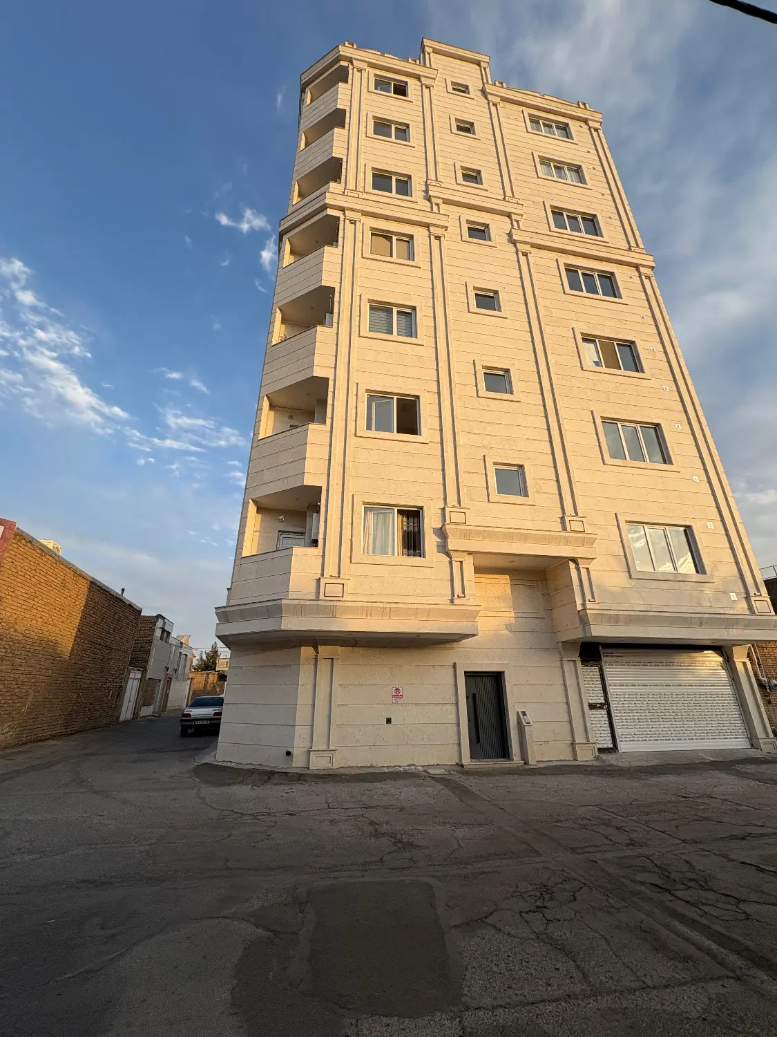 اج اره اپارتمان جهاد ۲۴ اذر
