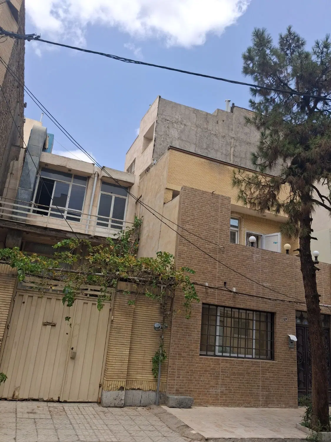 فروش ویلایی ۳طبقه ۴۰متری