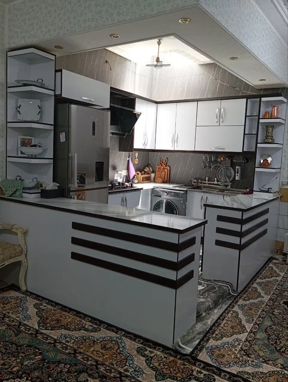 خانه دوطبقه ویلایی جلو قواره