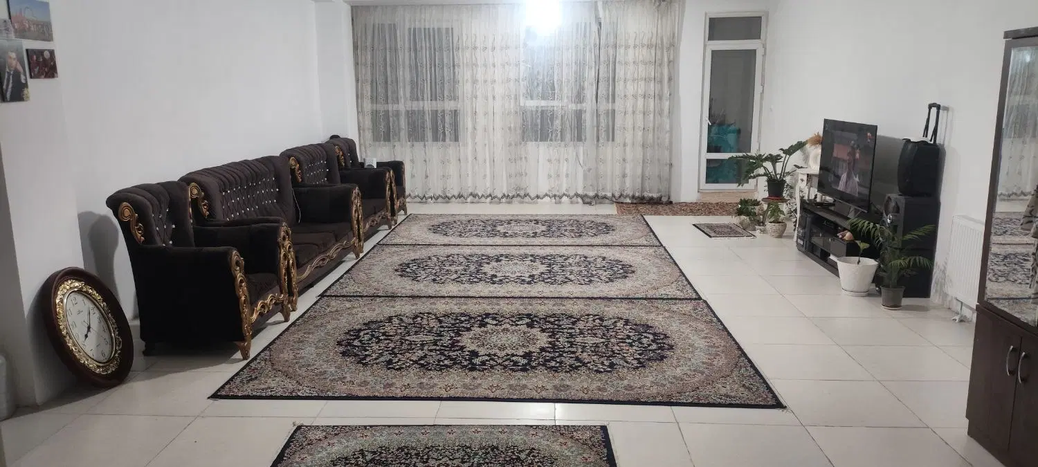 واحد 117 متری امامزاده