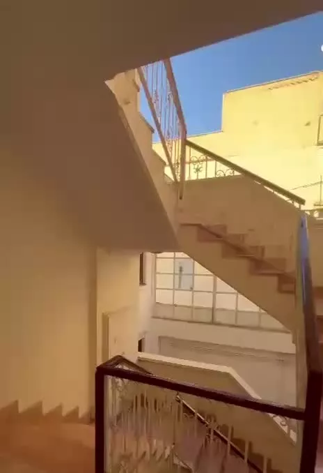 فروش آپارتمان پاسداران ۱۴۰ متر سه خوابه دو واحدی