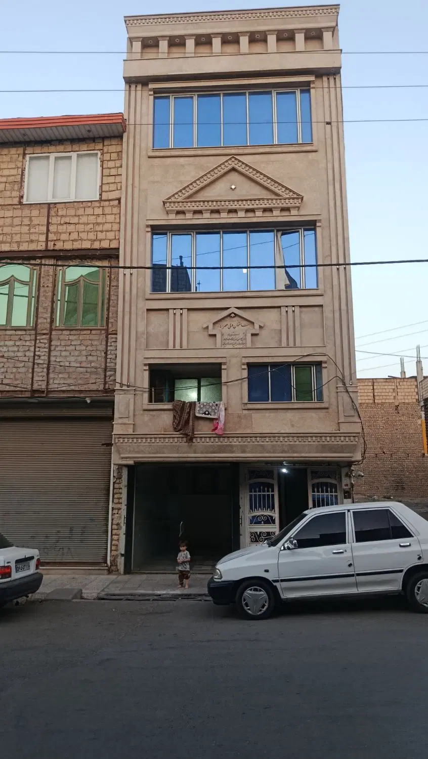 مغازه 15 متری نقلی و تمیز