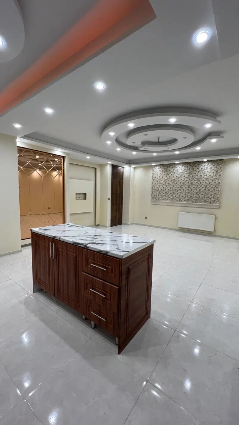 آپارتمان ۱۰۰ متری دو خواب فول فاز ۶ شمالی