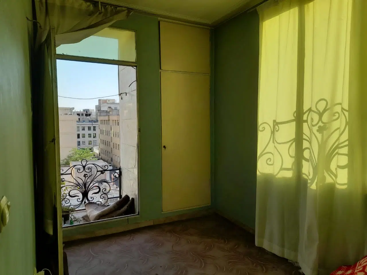 ۵۴ متر دوخواب با بالکن تهراسر خ ۱۶