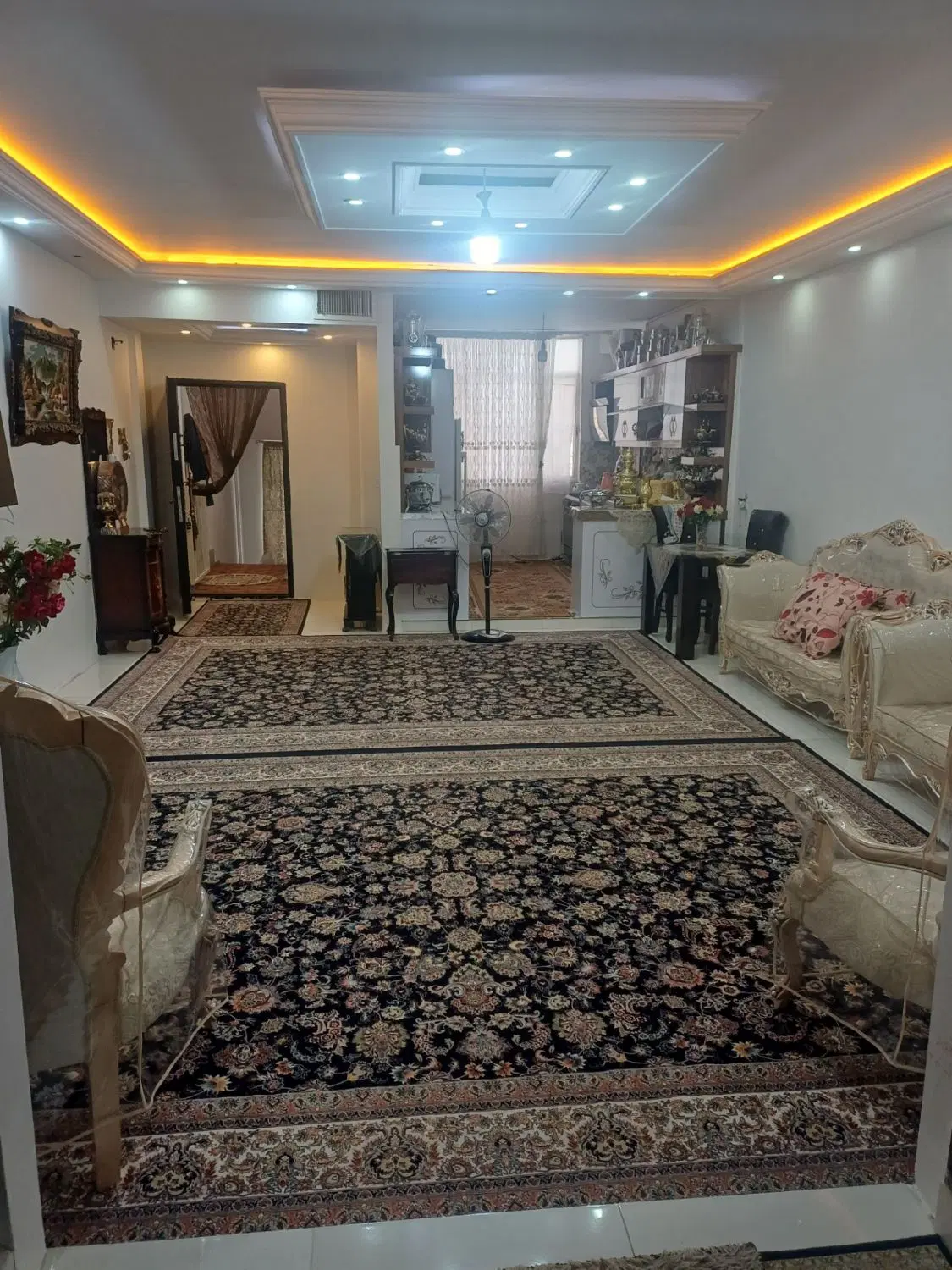 فروش یک طبقه آپارتمان ۸۵متری دوخوابه طبقه اول