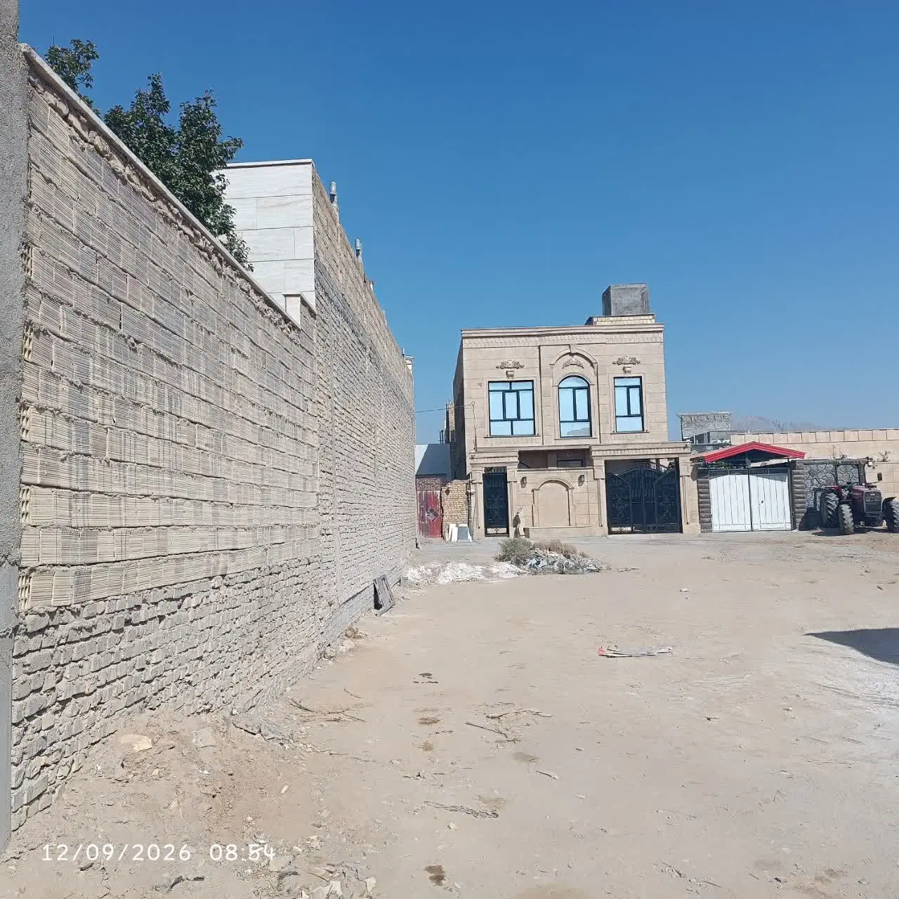 زمین مهریز