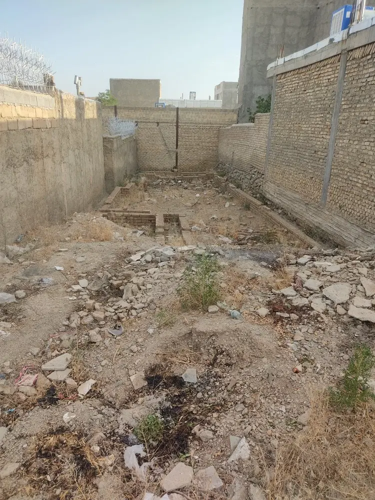 زمین حاجی اباد