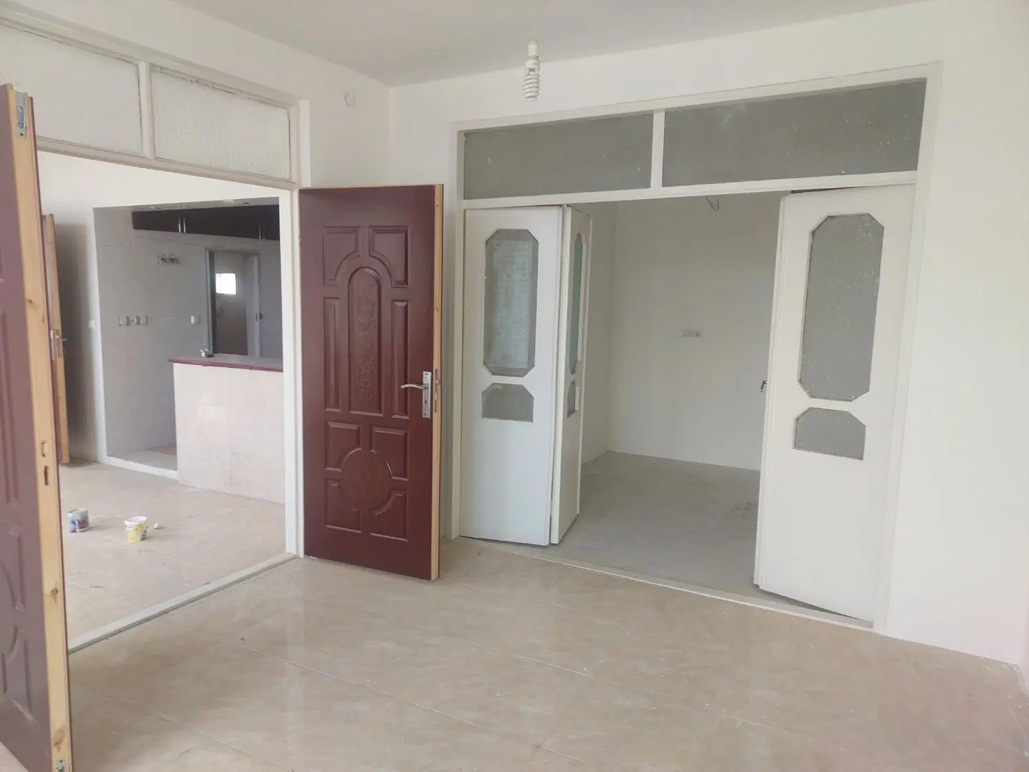 آپارتمان ۸۰ متری حاشیه