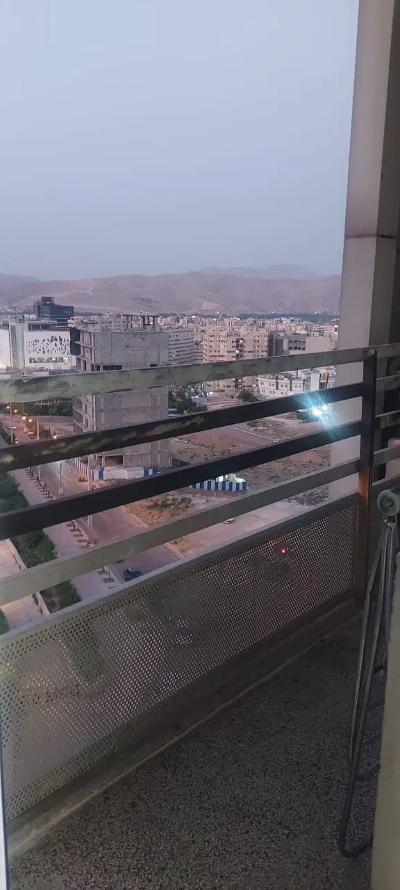 آپارتمان ۱۳۴ متری در کوی وحدت، ویوی خوب